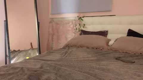 Anna My schedule for this week WednesdayThursdayFridaySaturday online show from 10-04-25, 03:32