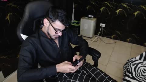 Snapshot of amand_sex chatting on 09-10-25, 02:11 amand_sex online show from 09-10-25, 02:11