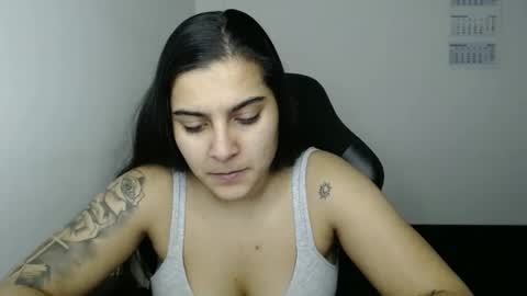 The queen of the biceps  online show from 02-03-26, 04:56