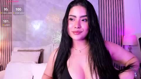 Luisa online show from 07-22-26, 01:19