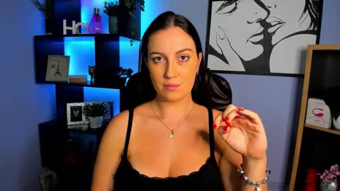 Amanda online show from 11-17-25, 02:23