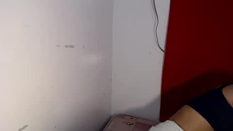 Snapshot of amanda_fuck69 chatting on 11-02-25, 04:37 Amanda online show from 11-02-25, 04:37