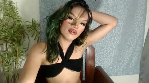 Snapshot of amanda_fuck69 chatting on 12-18-25, 01:00 Amanda online show from 12-18-25, 01:00