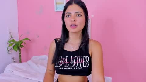 Thalia online show from 01-29-25, 07:25