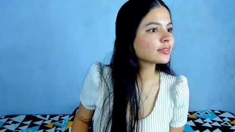 Thalia online show from 02-13-26, 05:03