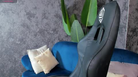 Amanda online show from 11-29-25, 08:28