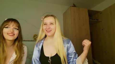 Amanda online show from 06-17-26, 05:32