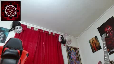 Amanda Valeska online show from 10-23-25, 06:28