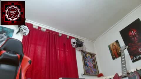 Snapshot of amanda_valeska chatting on 05-10-26, 05:18 Amanda Valeska online show from 05-10-26, 05:18