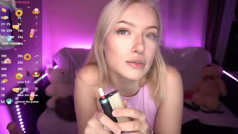 Snapshot of amandaafire chatting on 12-02-24, 04:20 Amanda online show from 12-02-24, 04:20