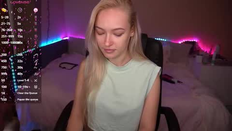 Snapshot of amandaafire chatting on 10-05-25, 05:17 Amanda online show from 10-05-25, 05:17