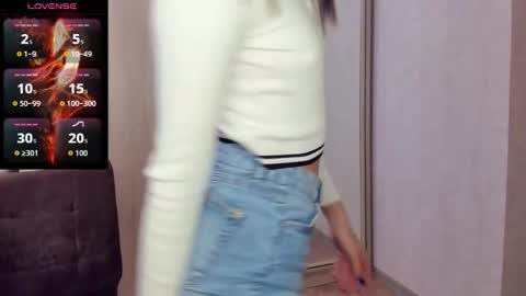 Snapshot of amandaair chatting on 09-08-25, 06:40 AmandaAir online show from 09-08-25, 06:40