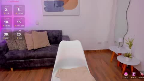 Amanda  online show from 10-28-25, 01:14