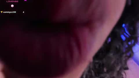 Snapshot of amandalee26 chatting on 09-15-25, 08:31 amandalee26 online show from 09-15-25, 08:31