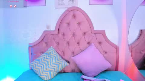 Snapshot of amandalee26 chatting on 09-27-25, 07:30 amandalee26 online show from 09-27-25, 07:30