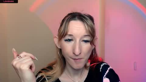 Snapshot of amandasentin chatting on 09-20-25, 08:15 Amanda online show from 09-20-25, 08:15