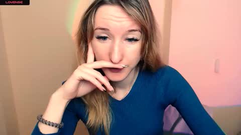 Snapshot of amandasentin chatting on 11-06-25, 08:26 Amanda online show from 11-06-25, 08:26