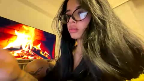  Ama  online show from 03-10-26, 12:37