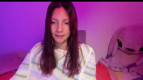 Snapshot of amara_22_ chatting on 02-27-25, 07:23 Liz online show from 02-27-25, 07:23