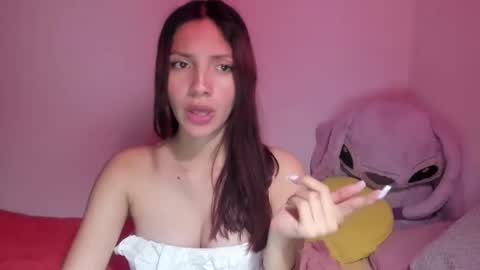 Snapshot of amara_22_ chatting on 03-02-25, 04:50 Liz online show from 03-02-25, 04:50