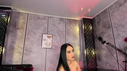 Snapshot of amara_lewiis chatting on 02-27-25, 12:23 Amara Lewis online show from 02-27-25, 12:23