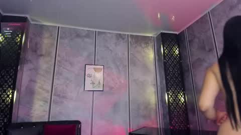 Snapshot of amara_lewiis chatting on 09-15-25, 12:16 Amara Lewis online show from 09-15-25, 12:16