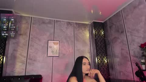 Snapshot of amara_lewiis chatting on 09-18-25, 12:07 Amara Lewis online show from 09-18-25, 12:07