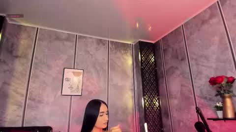 Snapshot of amara_lewiis chatting on 10-10-25, 12:15 Amara Lewis online show from 10-10-25, 12:15