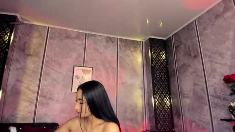 Snapshot of amara_lewiis chatting on 11-10-25, 12:15 Amara Lewis online show from 11-10-25, 12:15