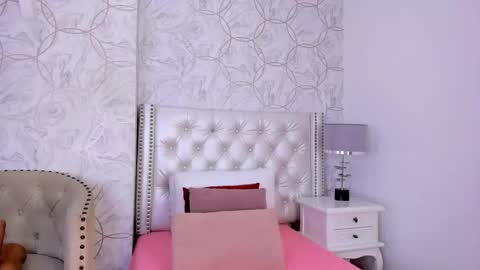 amara_rousse online show from 11-20-25, 11:32