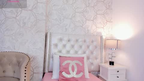 amara_rousse online show from 01-06-26, 11:25