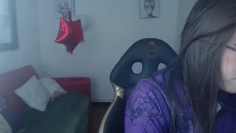 amara_sexy_ online show from 02-19-26, 07:54