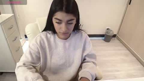 amara_silk online show from 01-09-26, 02:14