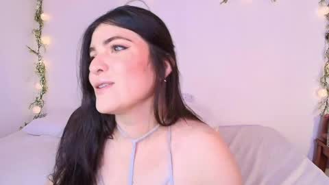 Amara Vega  online show from 04-27-26, 04:16