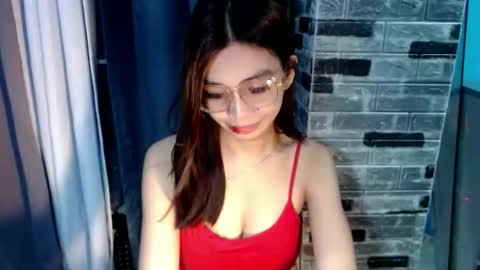 BELLA online show from 05-17-26, 10:17