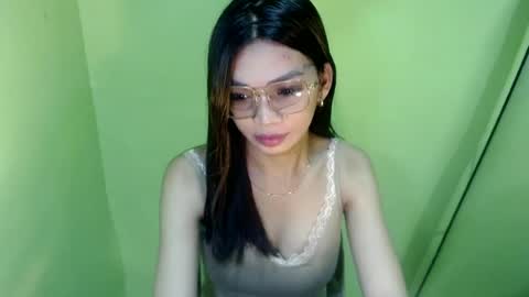 BELLA online show from 06-26-26, 04:06