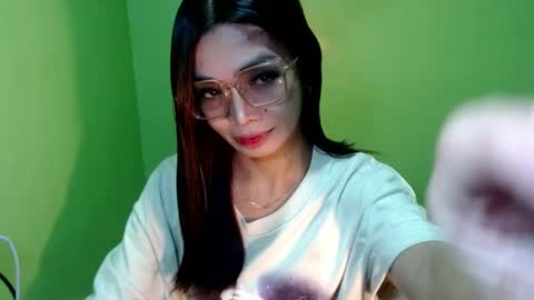 BELLA online show from 07-12-26, 08:33