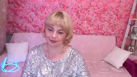 Sofia online show from 06-10-26, 07:02