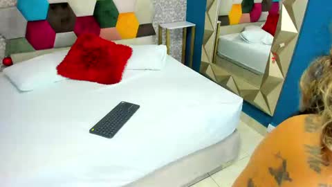 Snapshot of amarantha_hans chatting on 02-19-25, 07:48 amarantha_hans online show from 02-19-25, 07:48