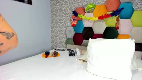 Snapshot of amarantha_hans chatting on 11-09-25, 12:25 amarantha_hans online show from 11-09-25, 12:25