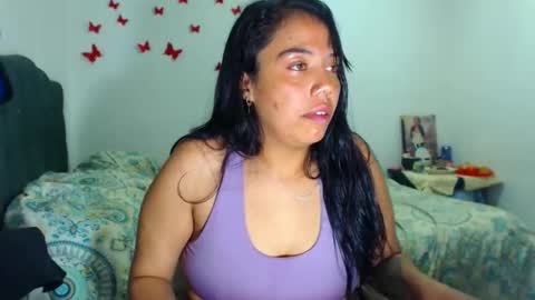 Amara Julia online show from 10-29-25, 03:53