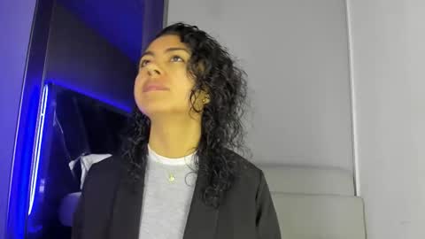 Emily online show from 02-25-26, 11:20