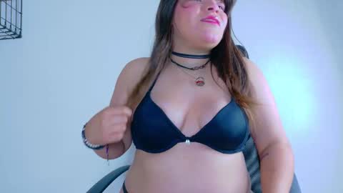 Amaris online show from 11-27-25, 02:35