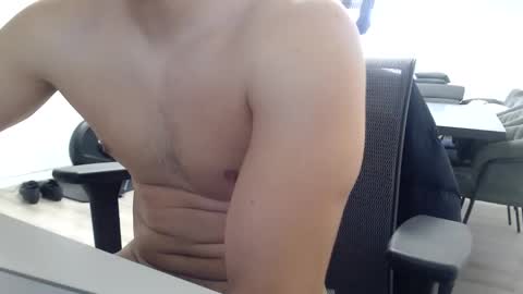 Snapshot of amateurmilk30 chatting on 06-01-26, 02:08 amateurmilk30 online show from 06-01-26, 02:08