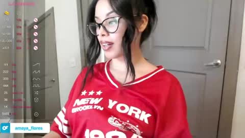 amaya_floress online show from 03-06-25, 08:52