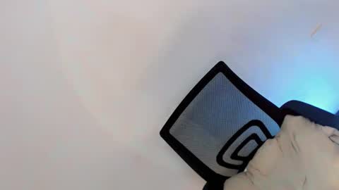 Snapshot of amayahugecock69 chatting on 01-25-25, 03:40 Annika 25yrs old online show from 01-25-25, 03:40