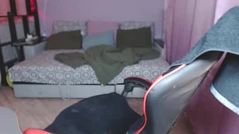 Malina online show from 11-30-25, 05:11