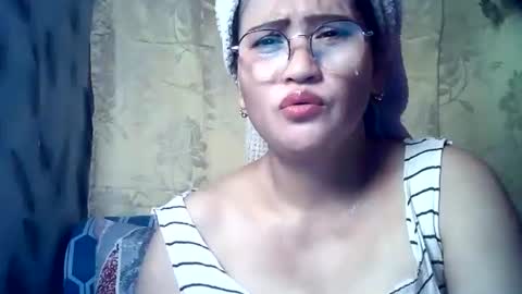 amazing angel online show from 10-26-25, 02:50