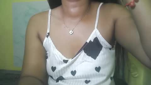 Snapshot of amazingass4u chatting on 06-01-26, 10:22 SizzlingAss4u online show from 06-01-26, 10:22