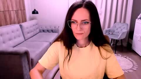 Izza online show from 12-16-25, 09:58